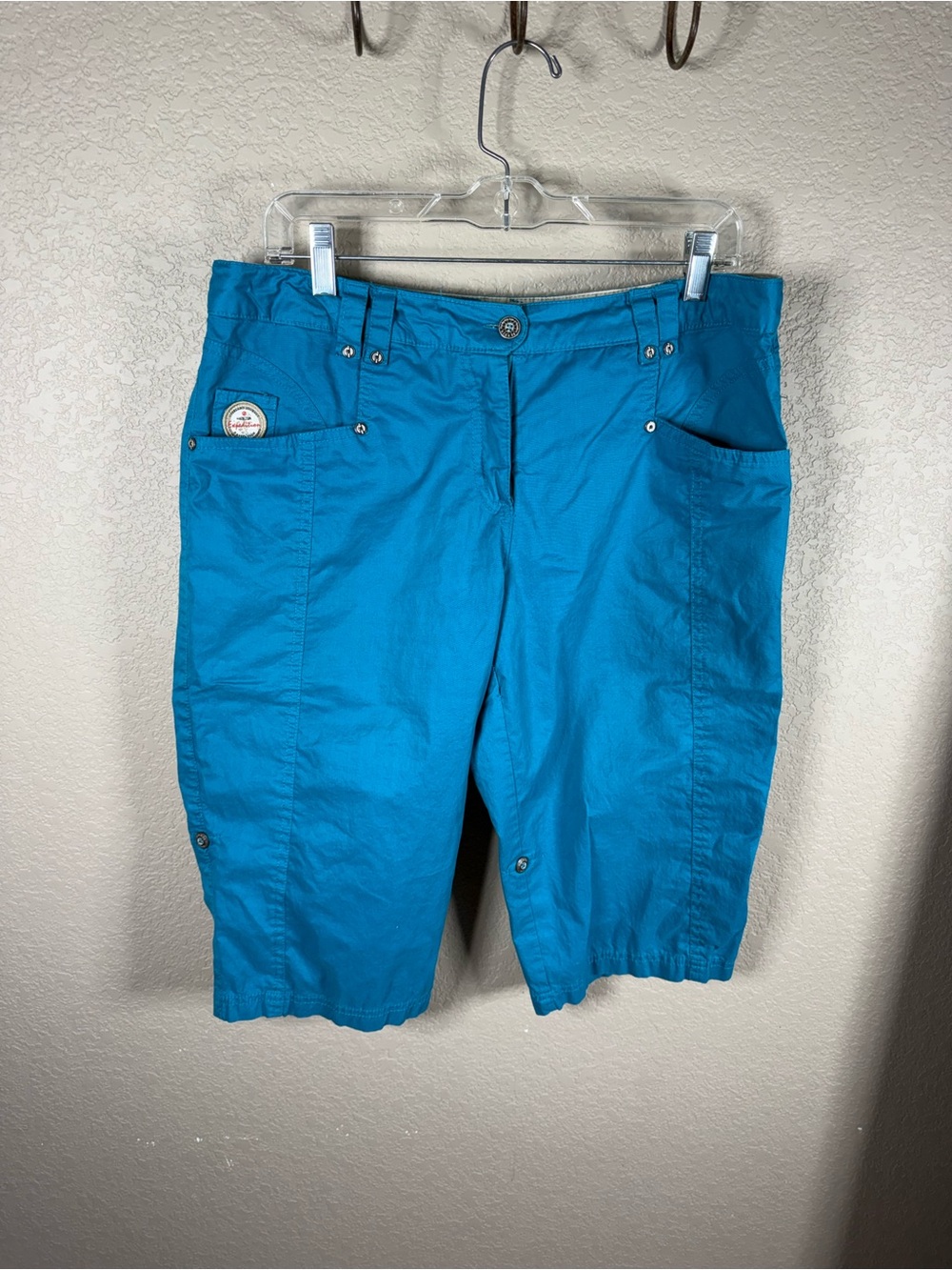 Casual Teal Bermuda Shorts with Utility Pockets